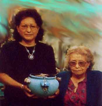 Lena Boone and her mother Edna Leki