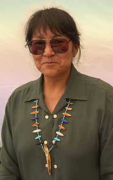 Sandra Quandelacy Zuni fetish  carver